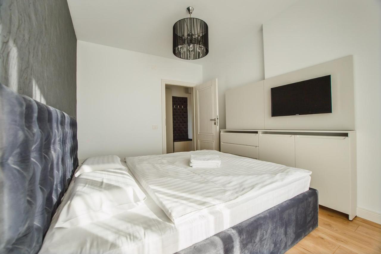 Fantastic Apartment At Prima Residence Oradea Εξωτερικό φωτογραφία