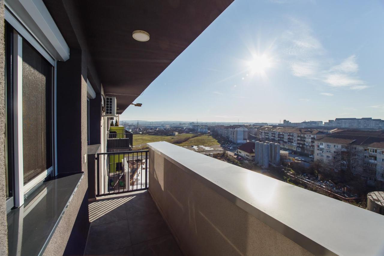 Fantastic Apartment At Prima Residence Oradea Εξωτερικό φωτογραφία