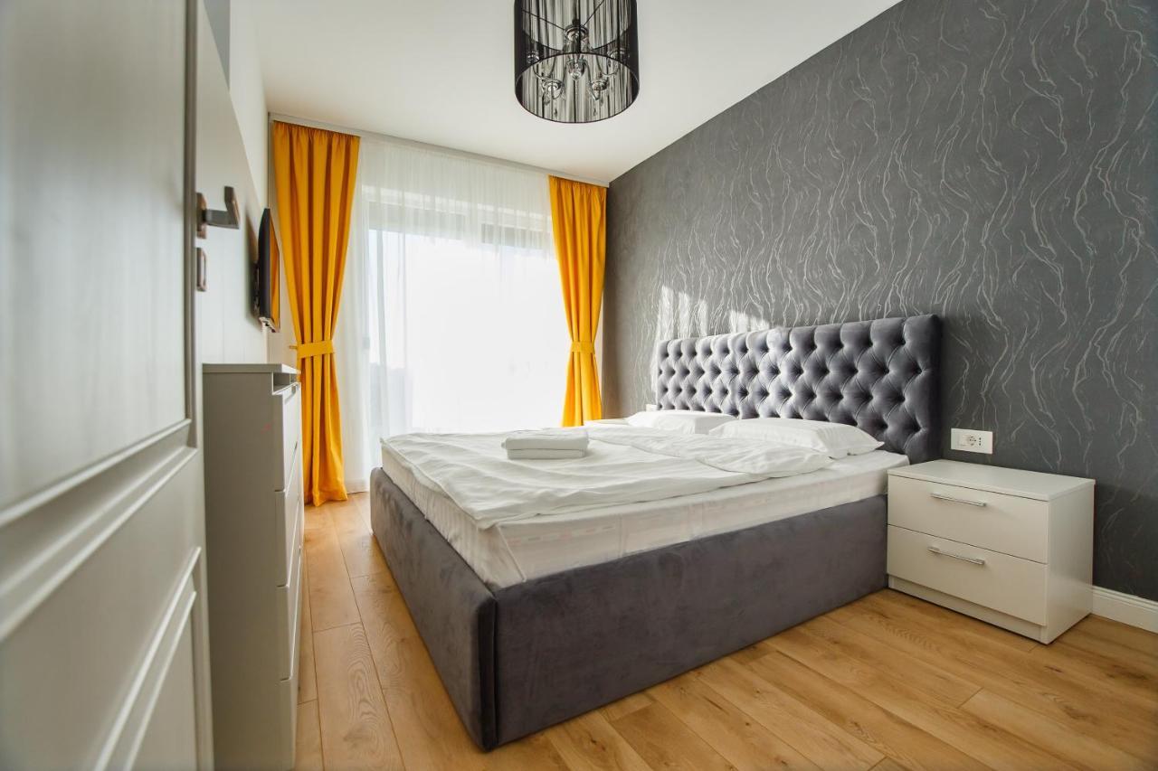 Fantastic Apartment At Prima Residence Oradea Εξωτερικό φωτογραφία